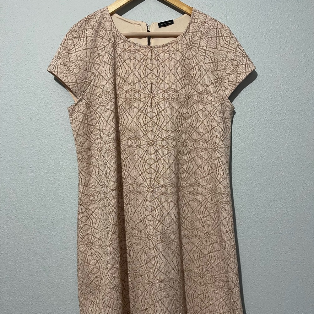 Gorgeous dress with golden threads size 14